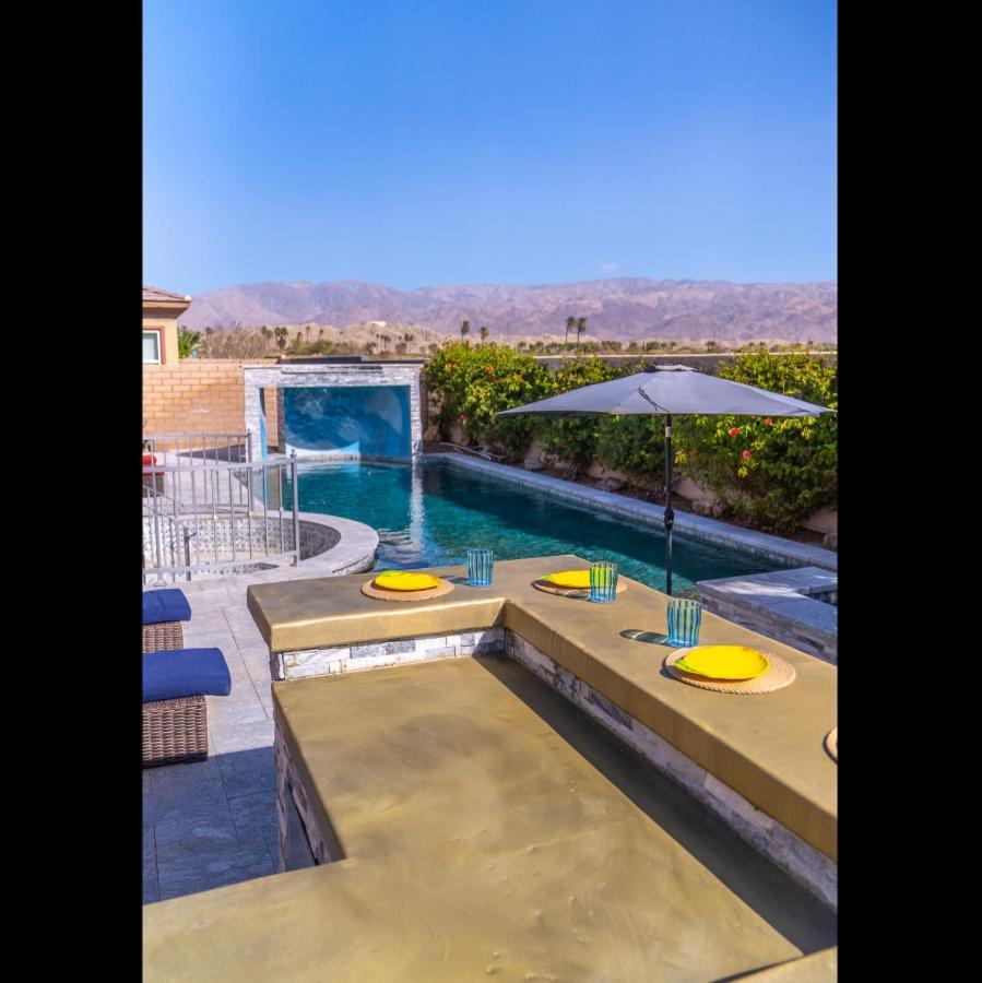 Sentiero - New Resort Style Living, Multi Level Pool Indio Luaran gambar